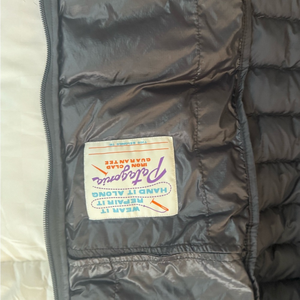 Patagonia Black Quilted Down Vest - Women's - Picture 6 of 6